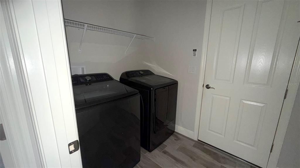 For Sale: $484,900 (3 beds, 2 baths, 2074 Square Feet)