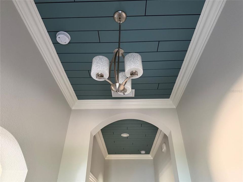 For Sale: $484,900 (3 beds, 2 baths, 2074 Square Feet)