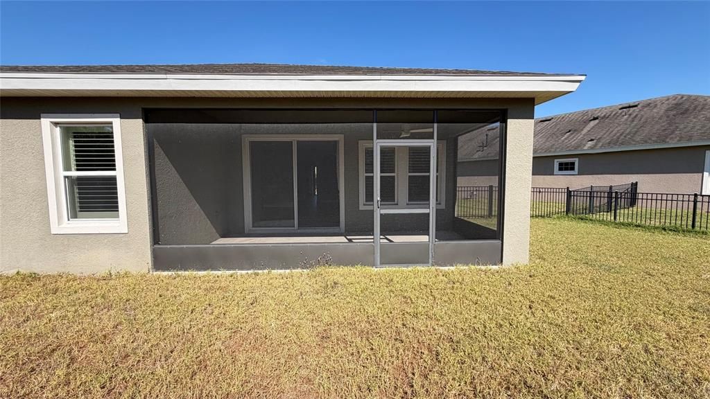 For Sale: $484,900 (3 beds, 2 baths, 2074 Square Feet)