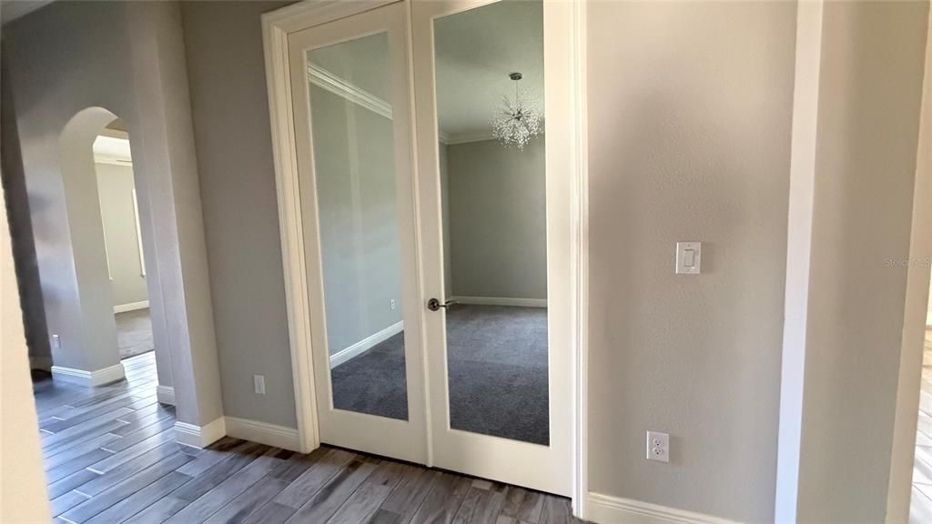 For Sale: $484,900 (3 beds, 2 baths, 2074 Square Feet)