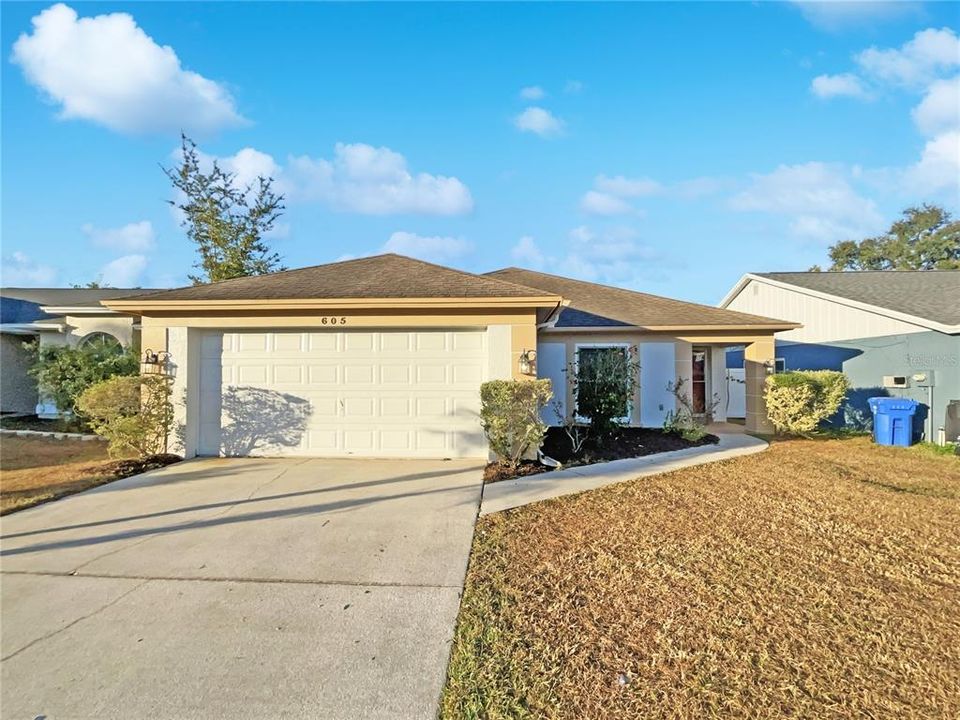 待售: $340,000 (3 贝兹, 2 浴室, 1375 平方英尺)