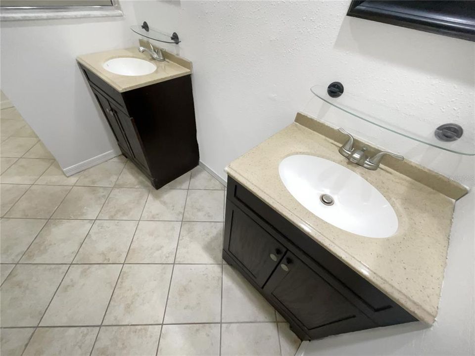 待售: $340,000 (3 贝兹, 2 浴室, 1375 平方英尺)