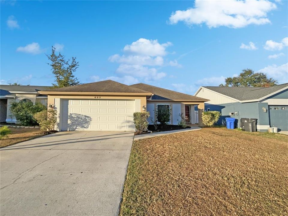 待售: $340,000 (3 贝兹, 2 浴室, 1375 平方英尺)