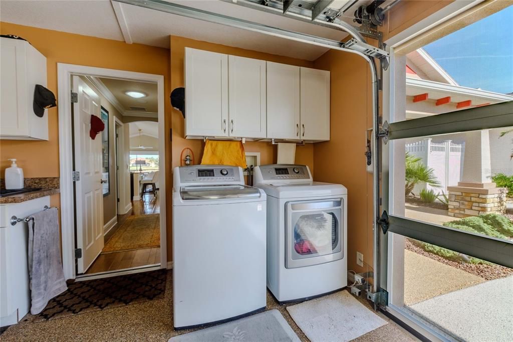 For Sale: $2,000,000 (3 beds, 2 baths, 1705 Square Feet)