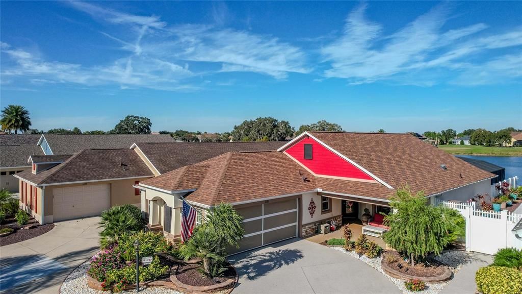 For Sale: $2,000,000 (3 beds, 2 baths, 1705 Square Feet)