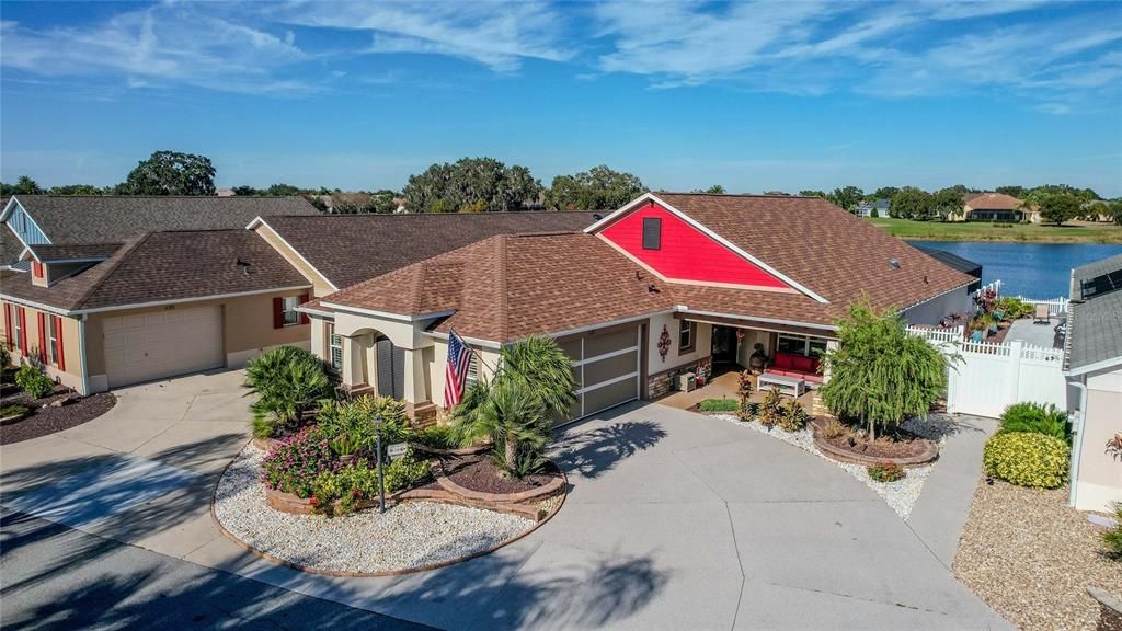 For Sale: $2,000,000 (3 beds, 2 baths, 1705 Square Feet)