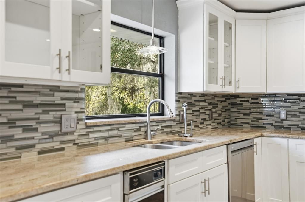 待售: $485,000 (3 贝兹, 2 浴室, 2223 平方英尺)