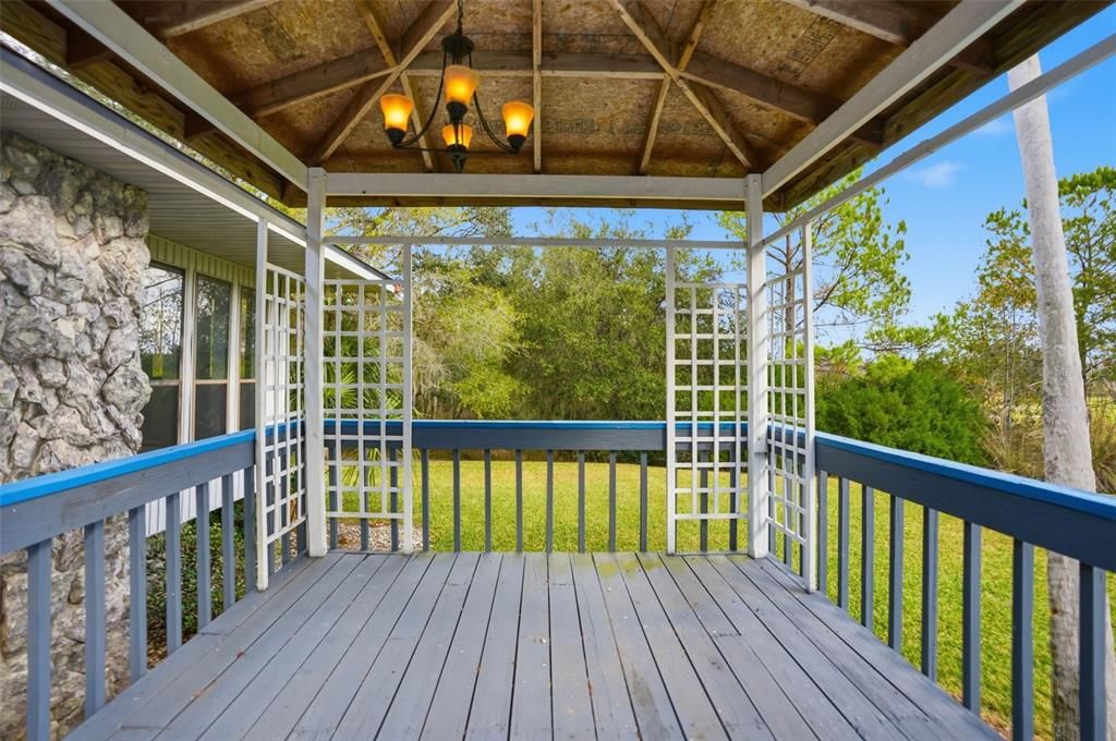 待售: $485,000 (3 贝兹, 2 浴室, 2223 平方英尺)