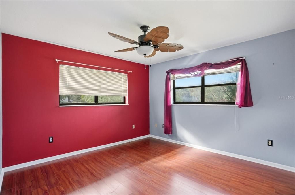 待售: $485,000 (3 贝兹, 2 浴室, 2223 平方英尺)