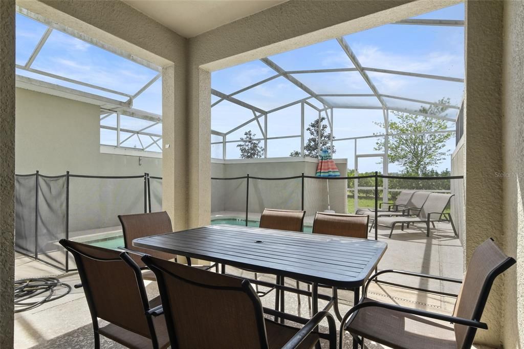 En Venta: $378,000 (4 camas, 3 baños, 1914 Pies cuadrados)