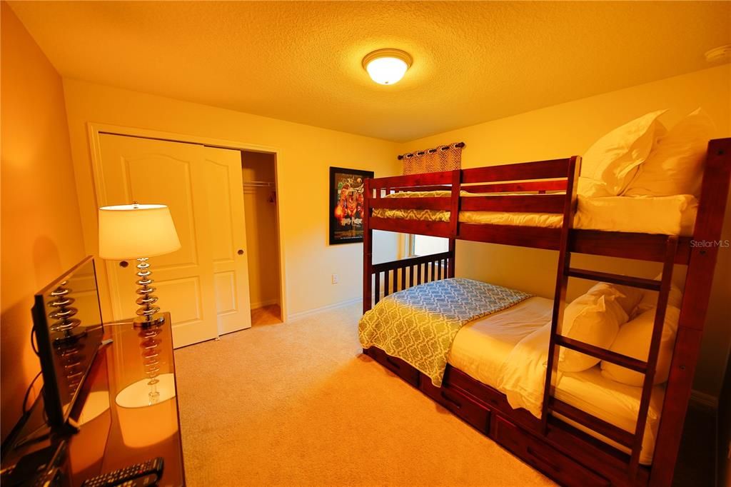 For Rent: $5,000 (9 beds, 6 baths, 4391 Square Feet)