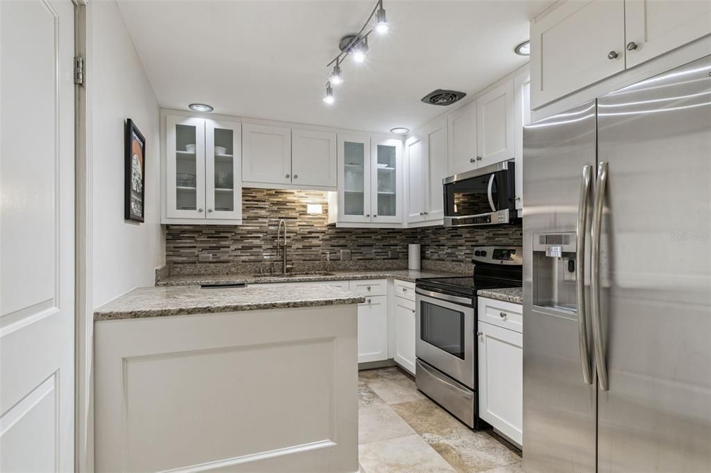 For Rent: $5,000 (2 beds, 2 baths, 1760 Square Feet)