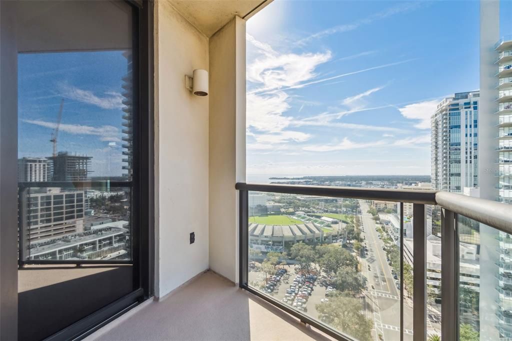 For Rent: $5,000 (2 beds, 2 baths, 1760 Square Feet)