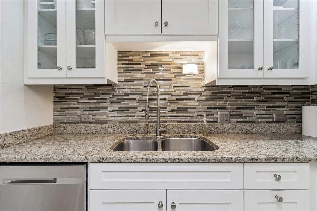 For Rent: $5,000 (2 beds, 2 baths, 1760 Square Feet)