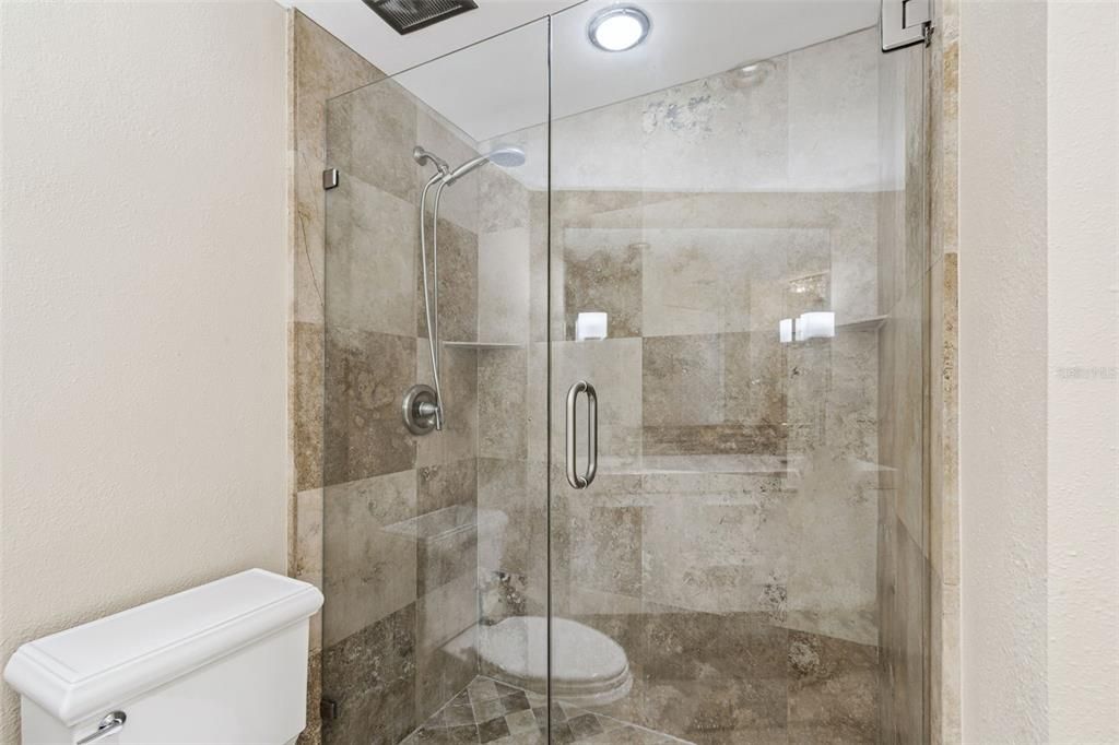 For Rent: $5,000 (2 beds, 2 baths, 1760 Square Feet)