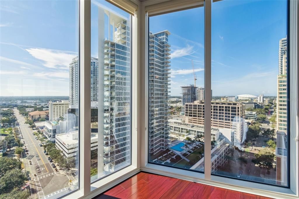 For Rent: $5,000 (2 beds, 2 baths, 1760 Square Feet)