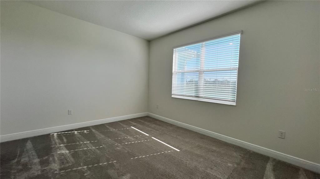 For Sale: $348,267 (3 beds, 2 baths, 1807 Square Feet)