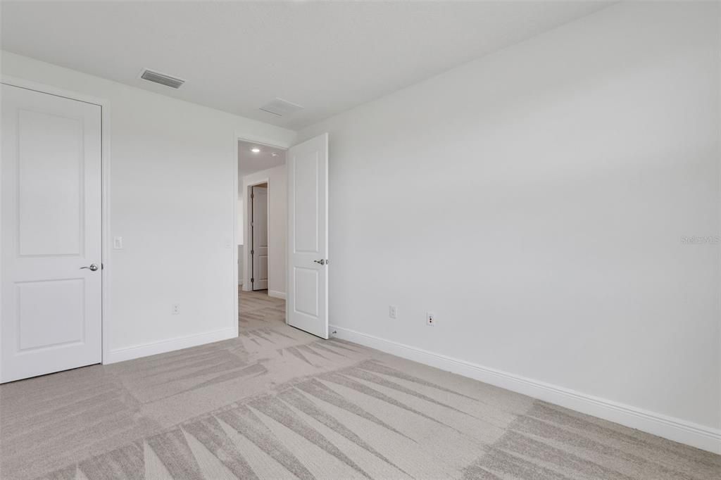 For Sale: $348,267 (3 beds, 2 baths, 1807 Square Feet)