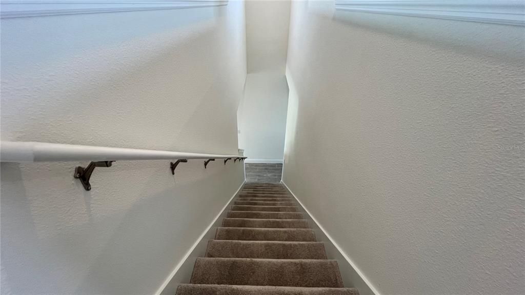 For Sale: $348,267 (3 beds, 2 baths, 1807 Square Feet)