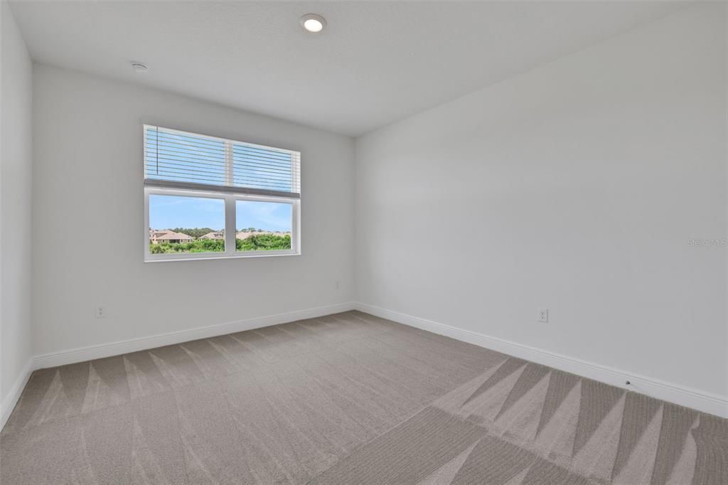 For Sale: $348,267 (3 beds, 2 baths, 1807 Square Feet)