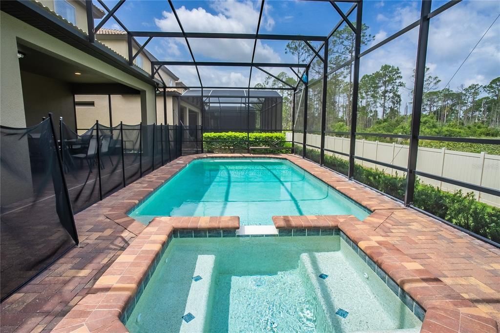 待售: $679,000 (8 贝兹, 6 浴室, 4041 平方英尺)