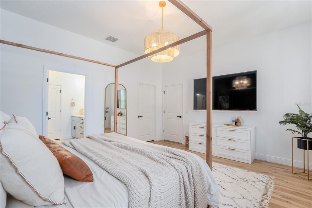 For Sale: $699,000 (4 beds, 3 baths, 2758 Square Feet)