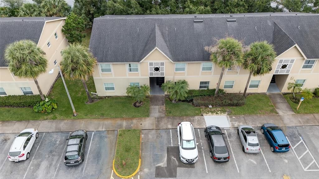 For Sale: $173,900 (2 beds, 2 baths, 905 Square Feet)