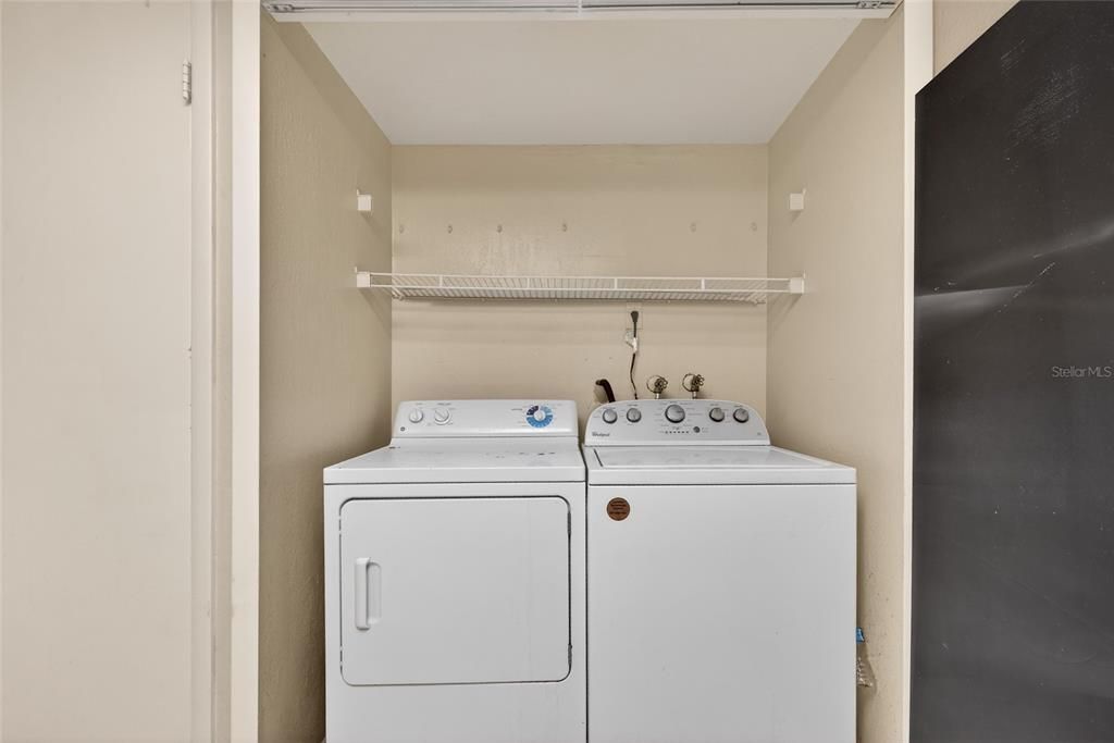 For Sale: $173,900 (2 beds, 2 baths, 905 Square Feet)