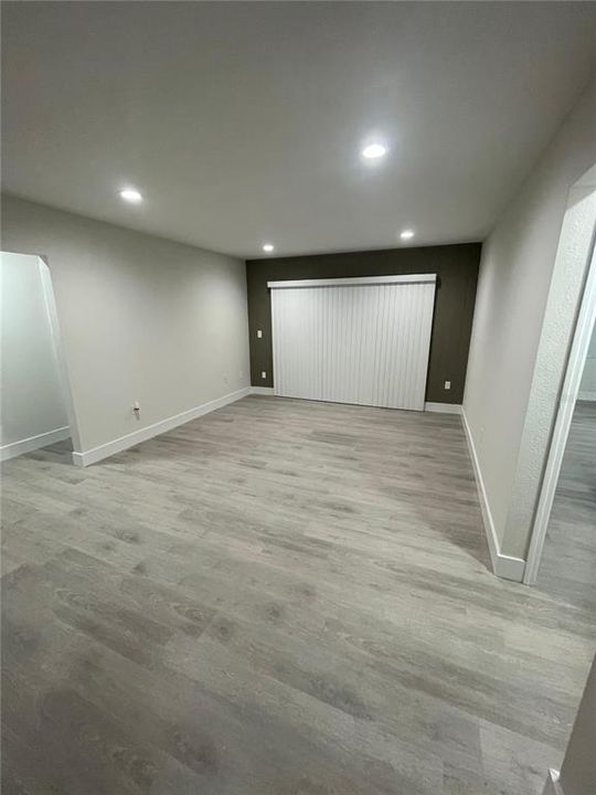 出租: $1,850 (2 贝兹, 2 浴室, 1051 平方英尺)