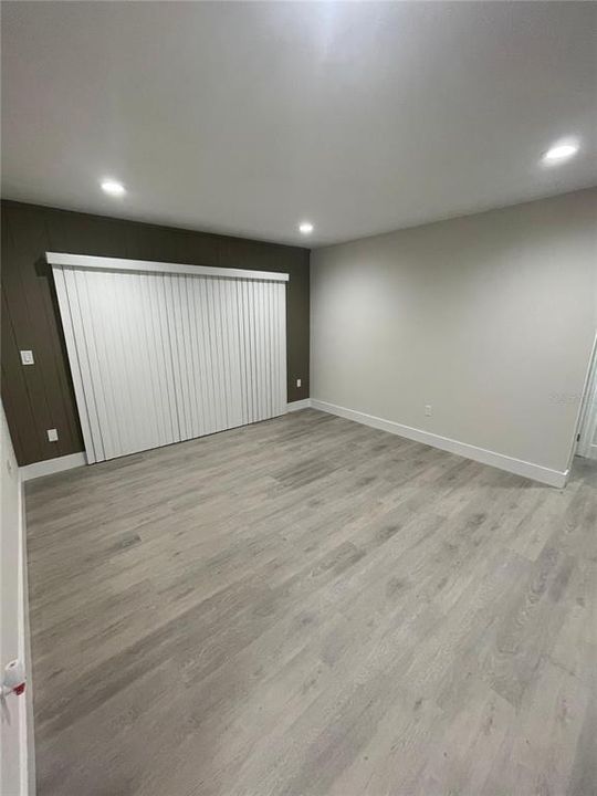 出租: $1,850 (2 贝兹, 2 浴室, 1051 平方英尺)