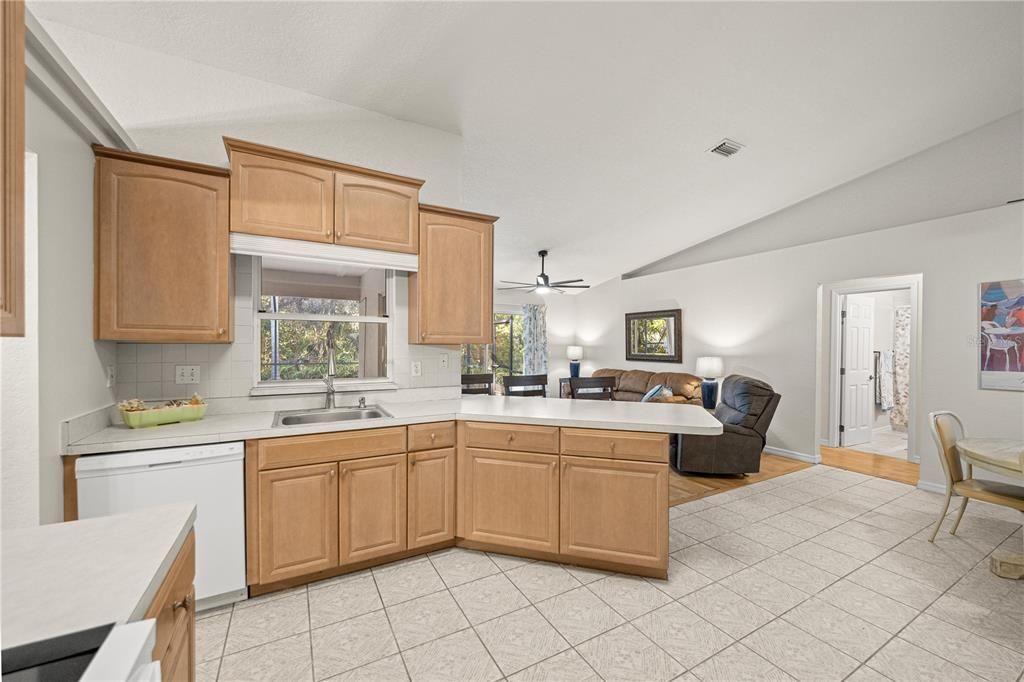 For Sale: $449,000 (3 beds, 2 baths, 1921 Square Feet)