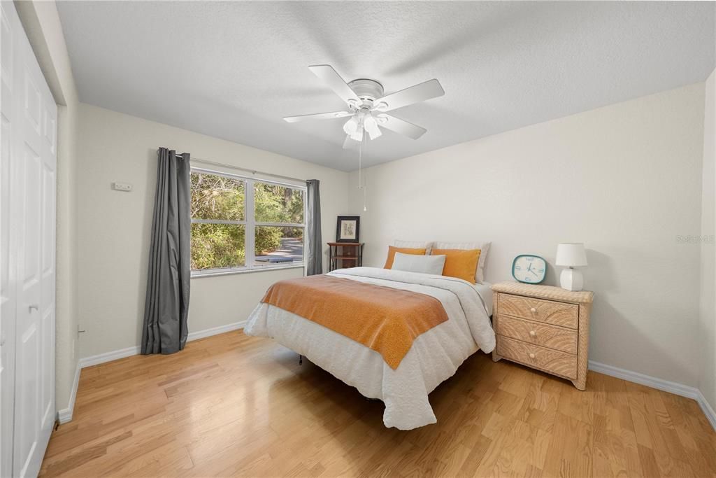 For Sale: $449,000 (3 beds, 2 baths, 1921 Square Feet)