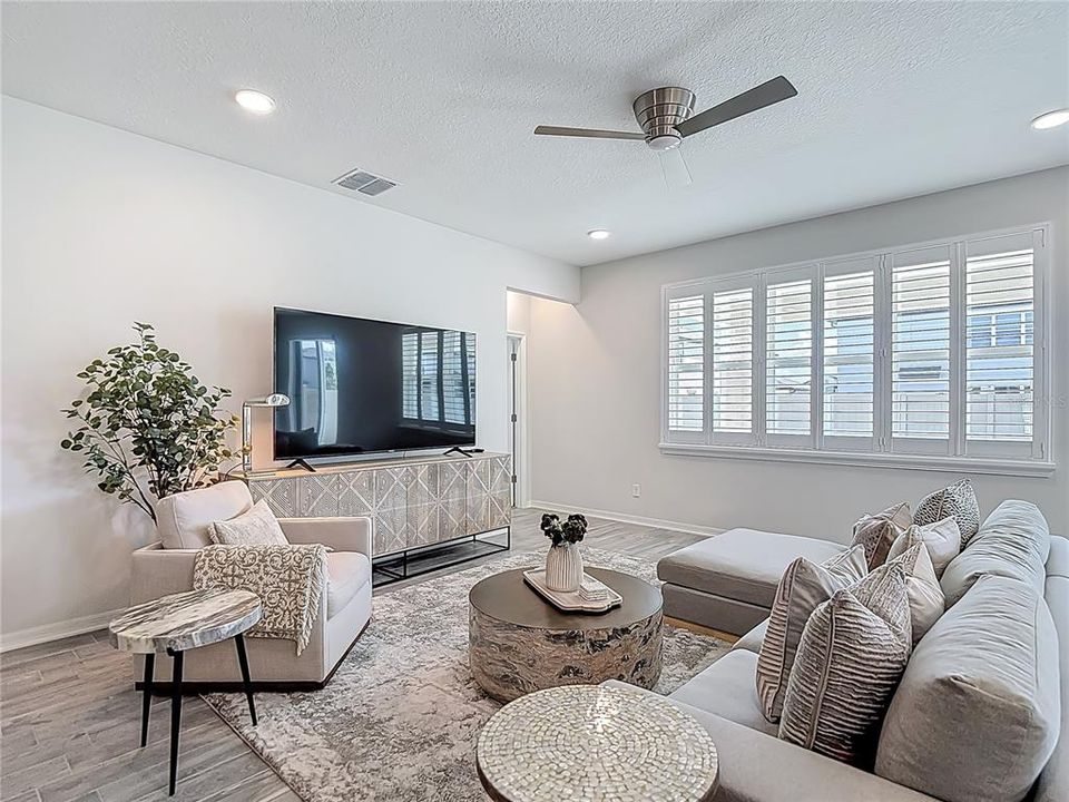 В аренду: $3,750 (4 спален, 3 ванн, 2313 Квадратных фут)