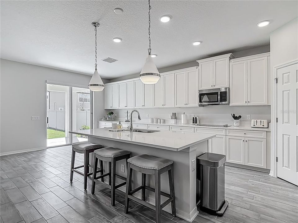 В аренду: $3,750 (4 спален, 3 ванн, 2313 Квадратных фут)