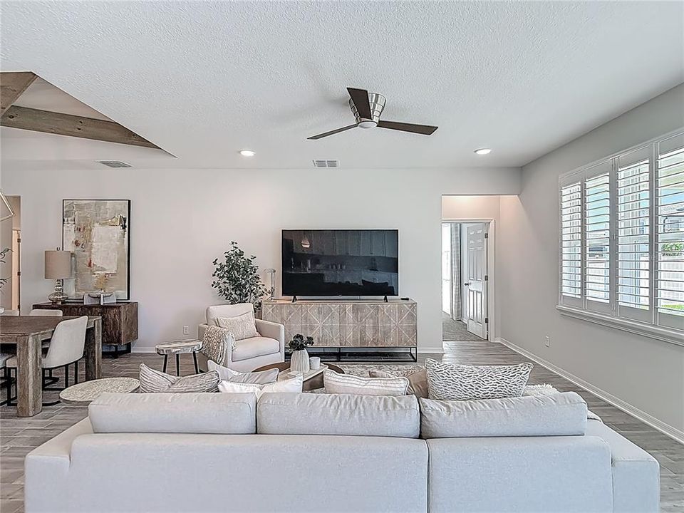 В аренду: $3,750 (4 спален, 3 ванн, 2313 Квадратных фут)