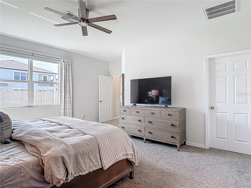 В аренду: $3,750 (4 спален, 3 ванн, 2313 Квадратных фут)