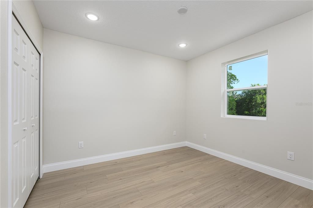 For Sale: $359,900 (4 beds, 3 baths, 2346 Square Feet)