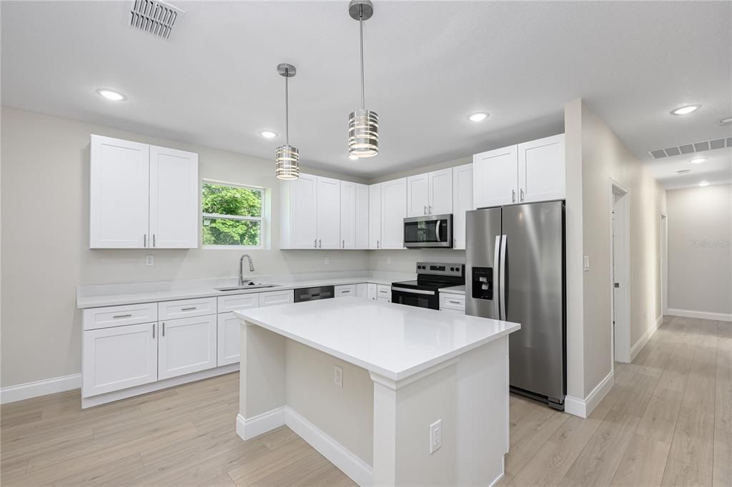 For Sale: $359,900 (4 beds, 3 baths, 2346 Square Feet)