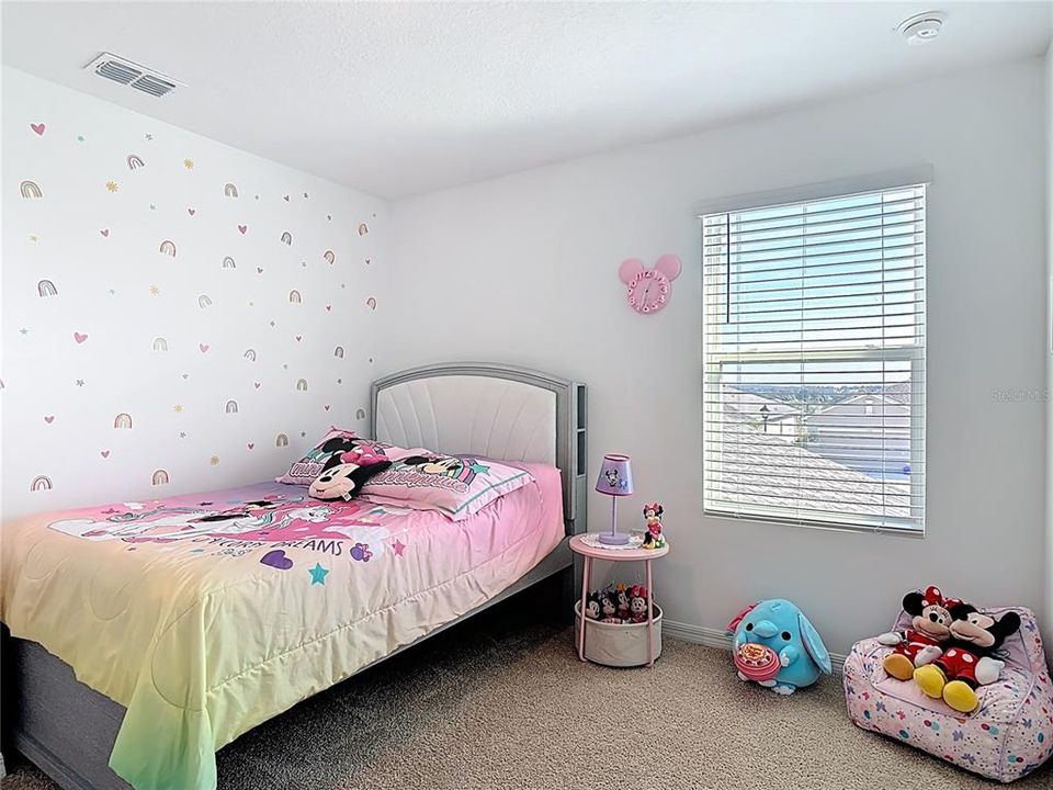 На продажу: $410,000 (4 спален, 2 ванн, 2240 Квадратных фут)