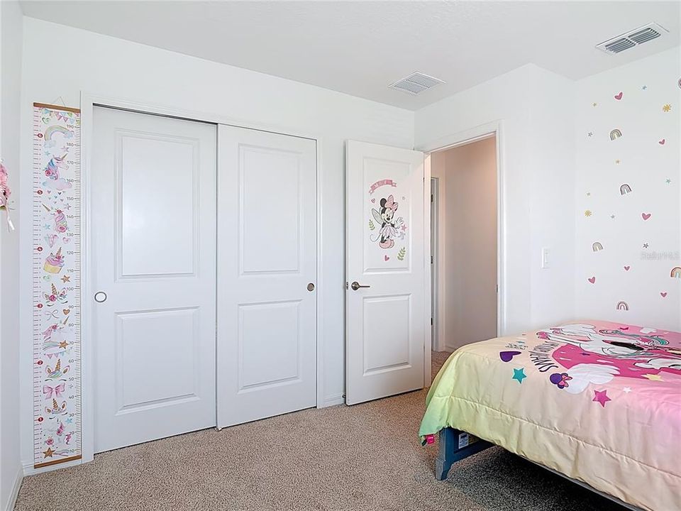 На продажу: $410,000 (4 спален, 2 ванн, 2240 Квадратных фут)