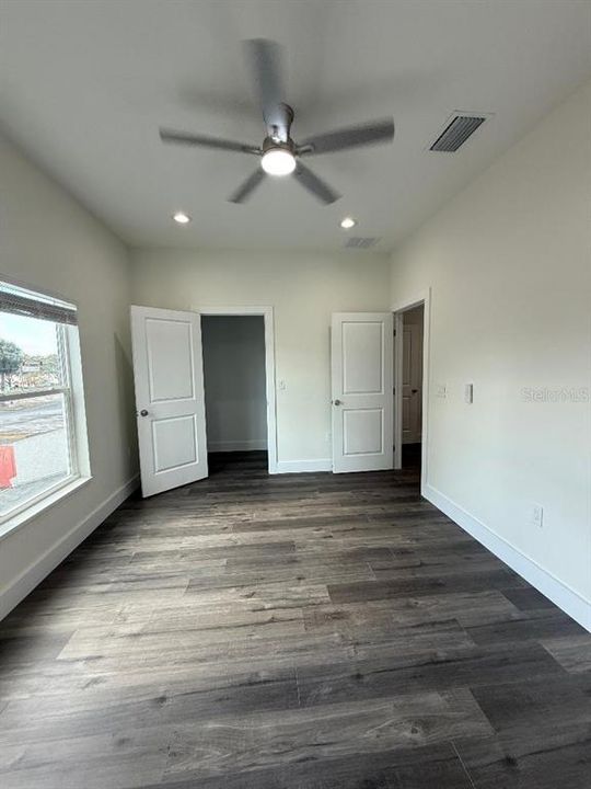 En Renta: $3,200 (4 camas, 3 baños, 2000 Pies cuadrados)