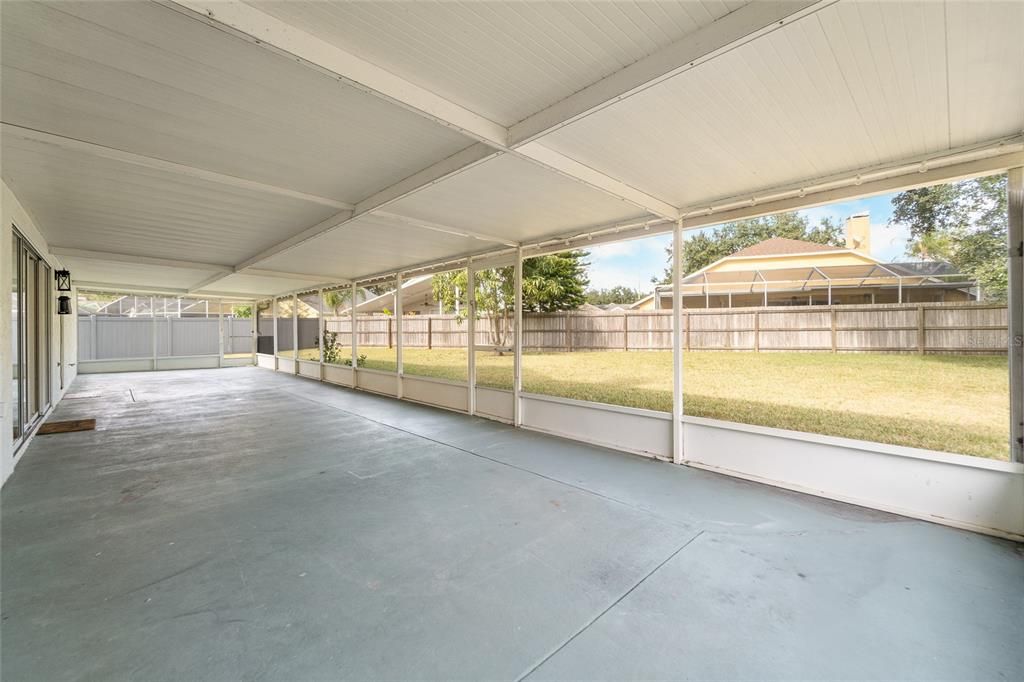 出租: $3,100 (4 贝兹, 2 浴室, 2409 平方英尺)