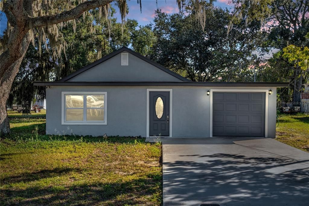 На продажу: $345,000 (3 спален, 2 ванн, 2056 Квадратных фут)