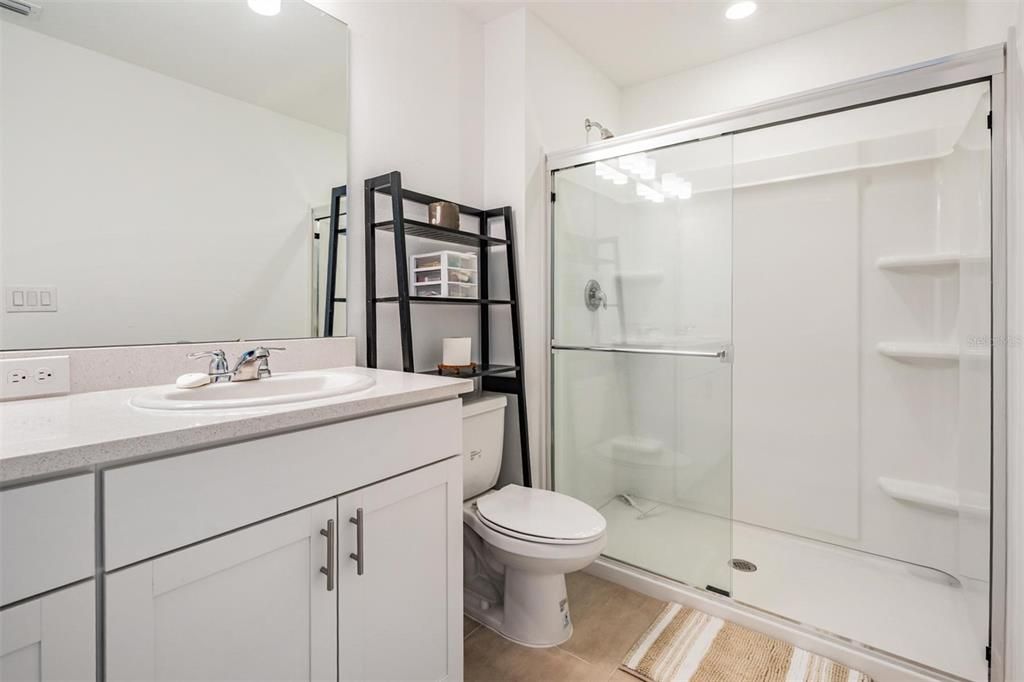 For Sale: $290,000 (3 beds, 2 baths, 1373 Square Feet)