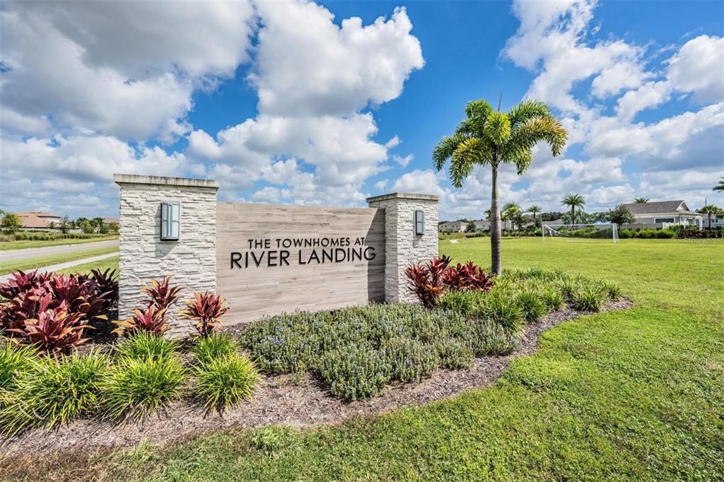 For Sale: $290,000 (3 beds, 2 baths, 1373 Square Feet)