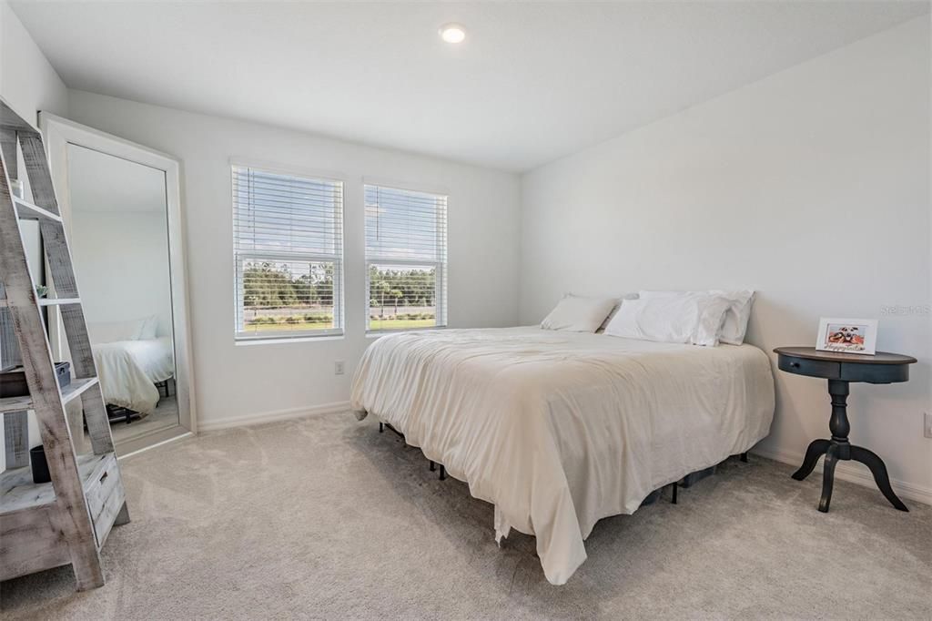 For Sale: $290,000 (3 beds, 2 baths, 1373 Square Feet)