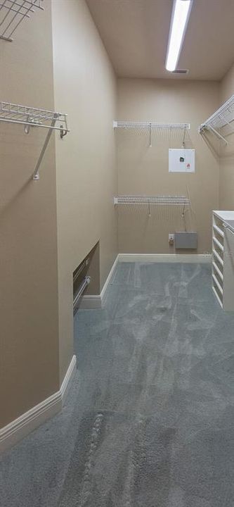 For Rent: $2,600 (3 beds, 2 baths, 2286 Square Feet)