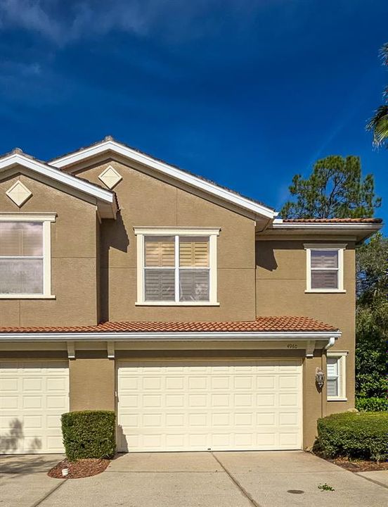 For Rent: $2,600 (3 beds, 2 baths, 2286 Square Feet)