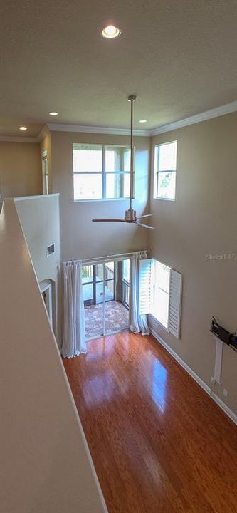 For Rent: $2,600 (3 beds, 2 baths, 2286 Square Feet)