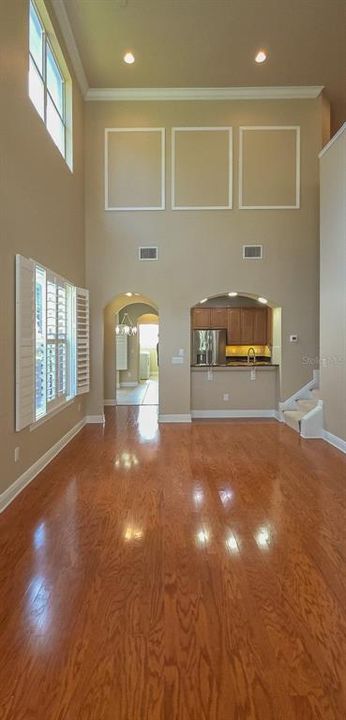 For Rent: $2,600 (3 beds, 2 baths, 2286 Square Feet)